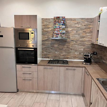 Home Manzoni Бари Екстериор снимка