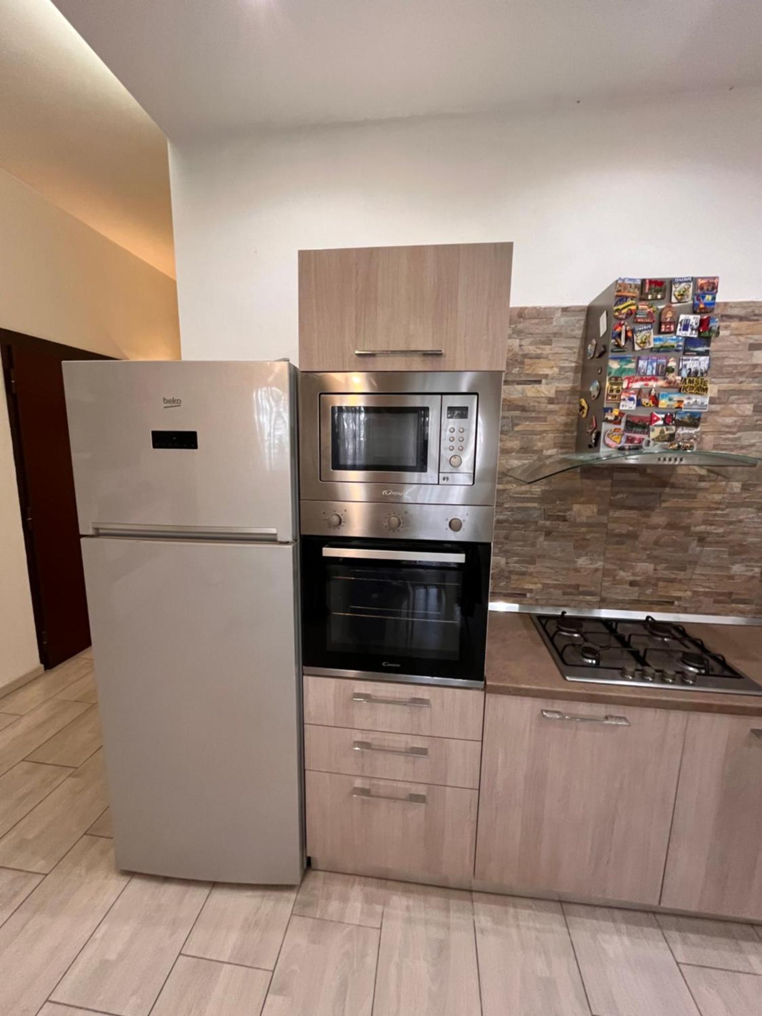 Home Manzoni Бари Екстериор снимка